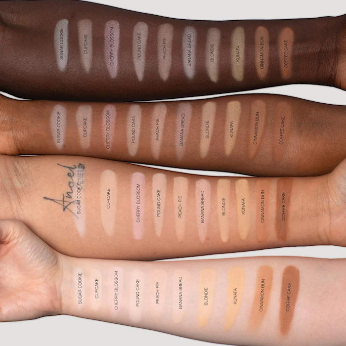 HUDA BEAUTY  Easy Bake Blurring Loose Baking & Setting Powder