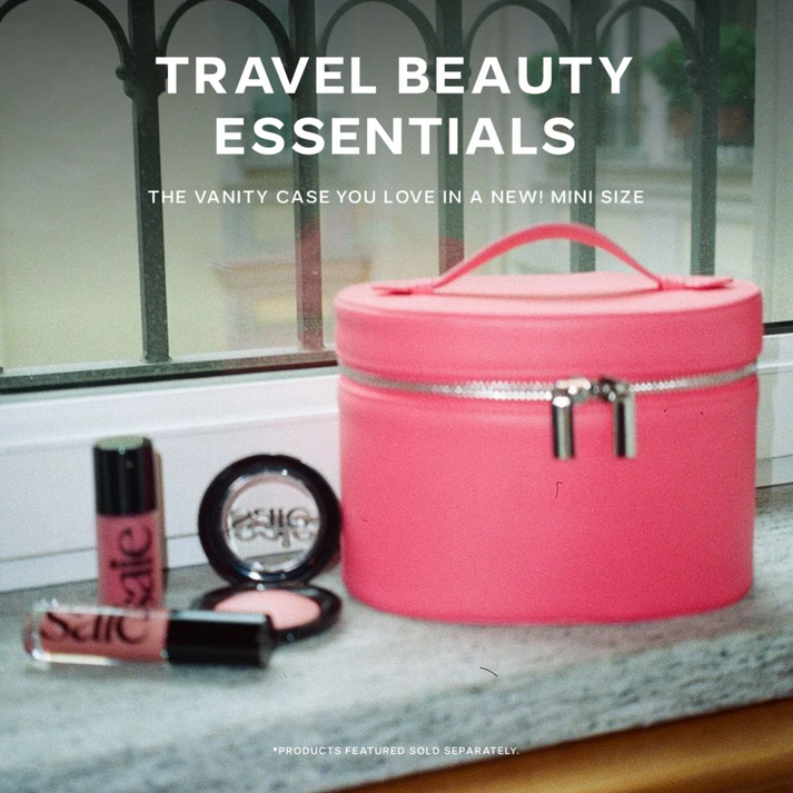 Saie - The Mini Vanity Case | Fuchsia